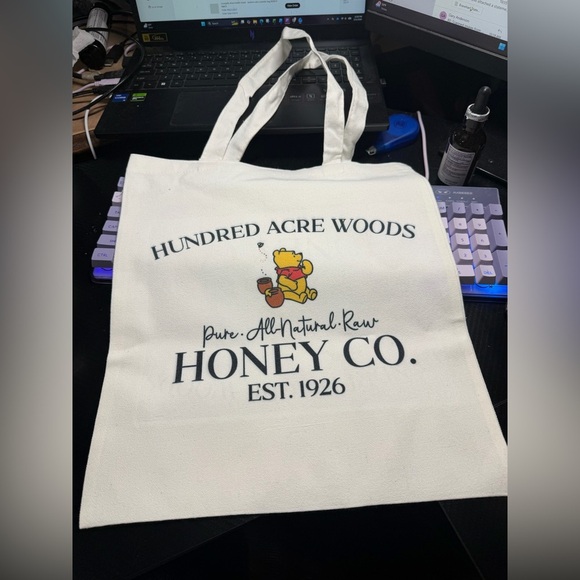 unbranded Handbags - Winnie The Poo Tote